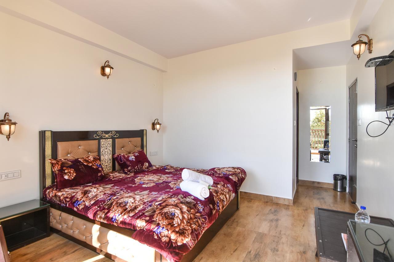 Dhanlaxmi Apartments Shimla Exterior photo
